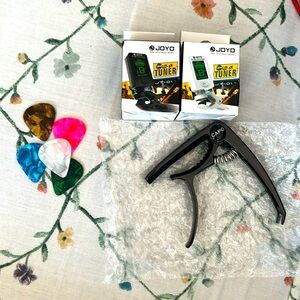 Guitar clip/picks